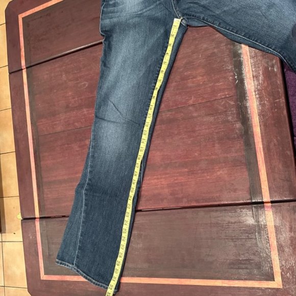 Women's True Religion Becca Mid Rise Bootcut Denim Jeans, Size 32 - Picture 3 of 14